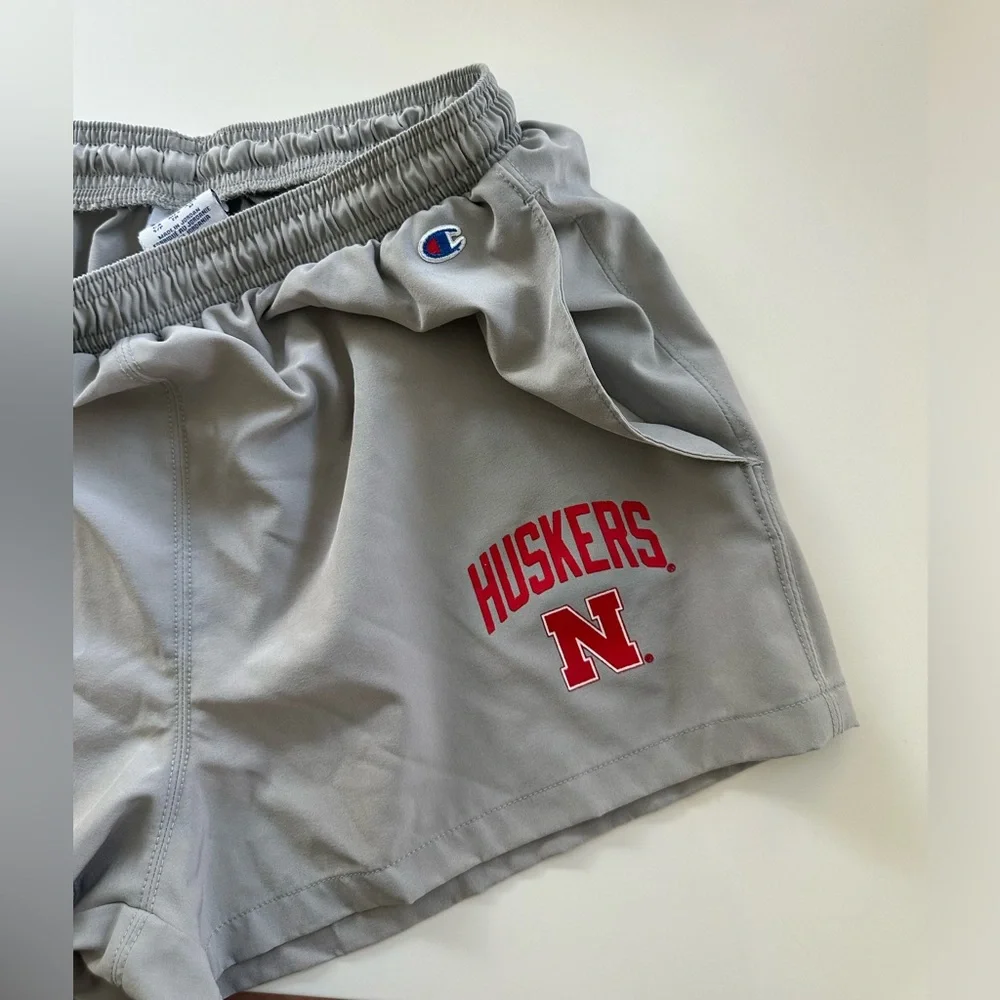 Workout shorts 🩳 looks like rugby 🏉 - Picture 5 of 12